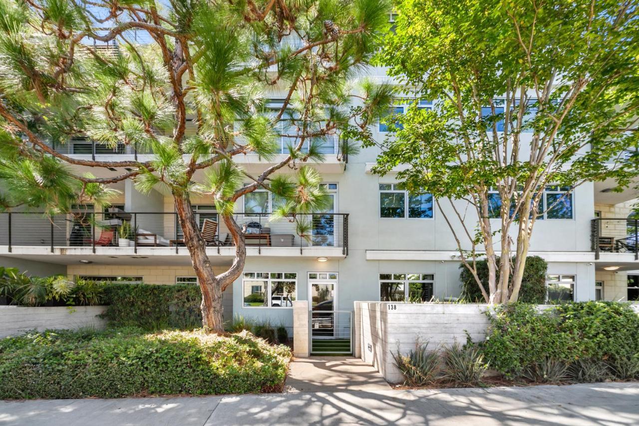 Beverly Grove Chic City Oasis 2 Bedroom Apt With Den 138 Los Angeles Luaran gambar