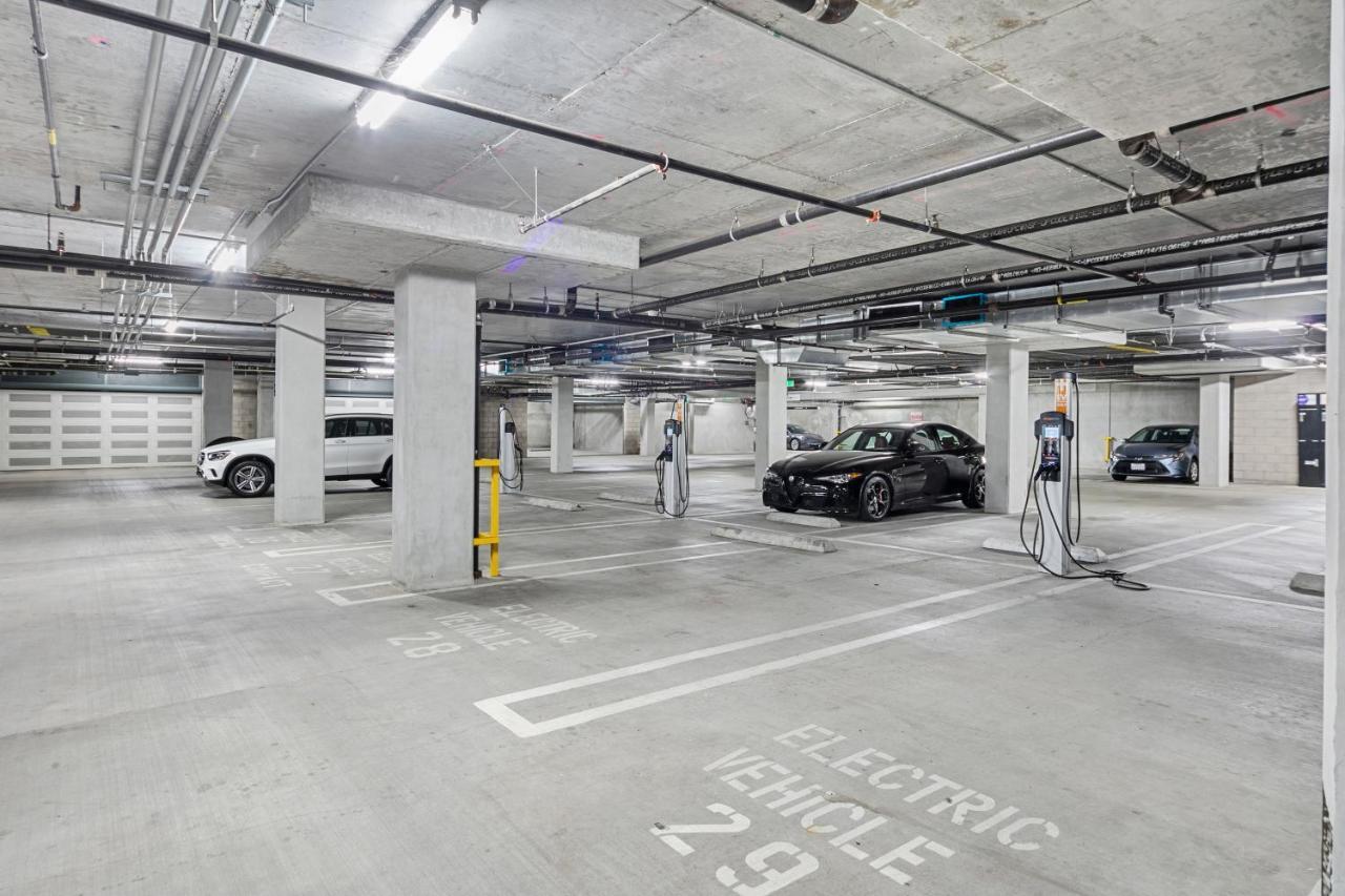 Beverly Grove Chic City Oasis 2 Bedroom Apt With Den 138 Los Angeles Luaran gambar